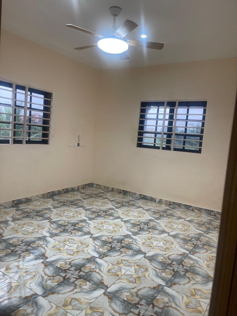 Whole House in Ashalaja Accra — image 2