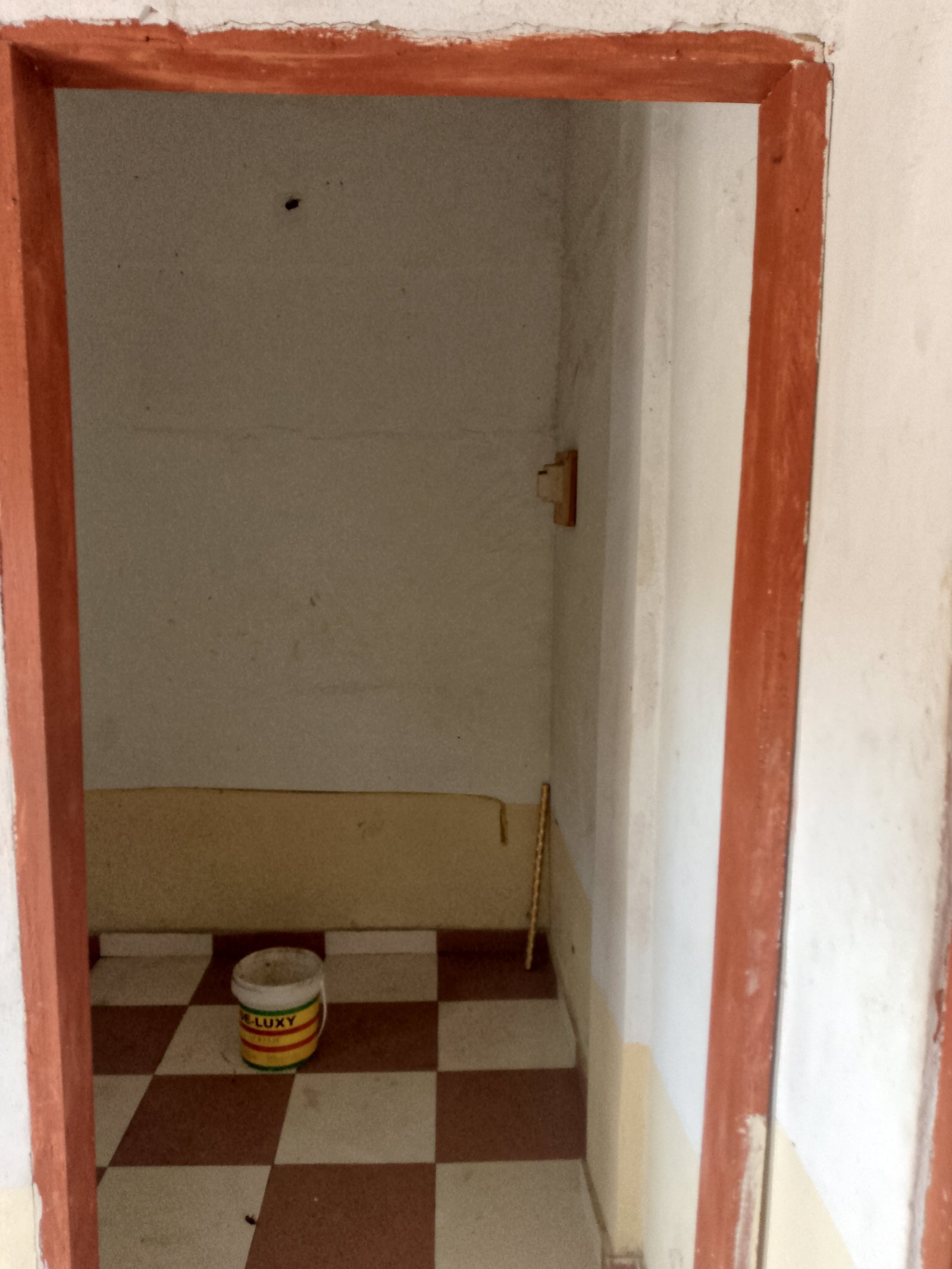 Single Room Self Contained in Sowutuom Omanjordweneho — image 3