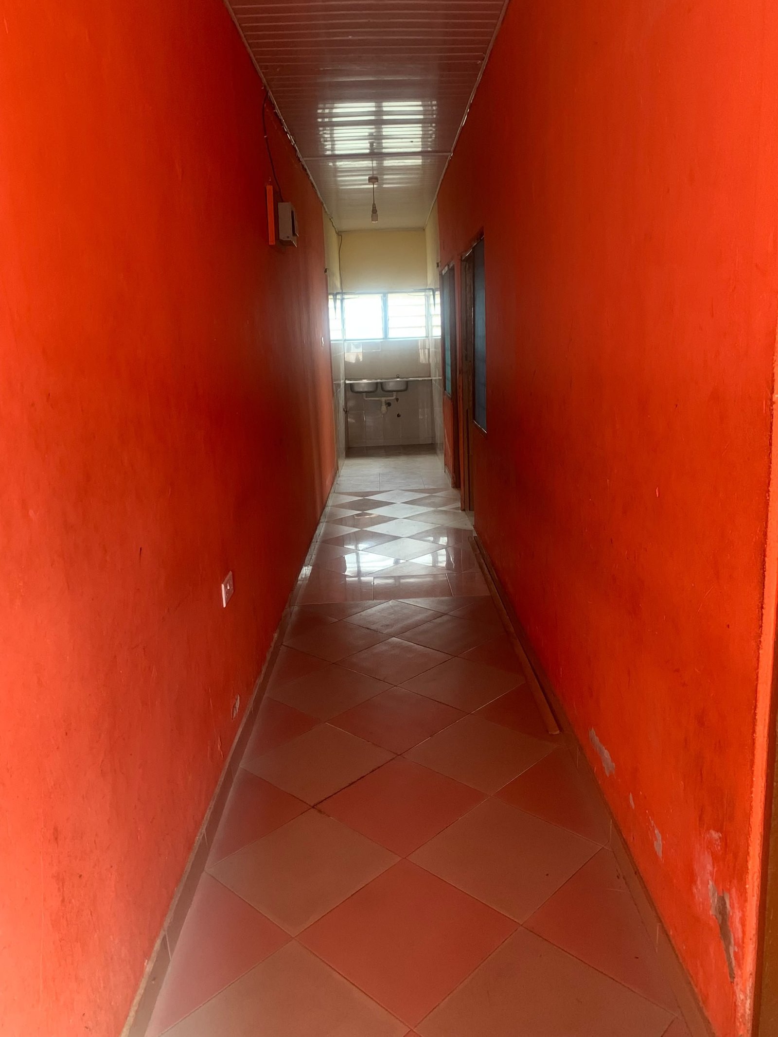 Chamber and Hall in Accra, Taifa - Mr adjei — image 2