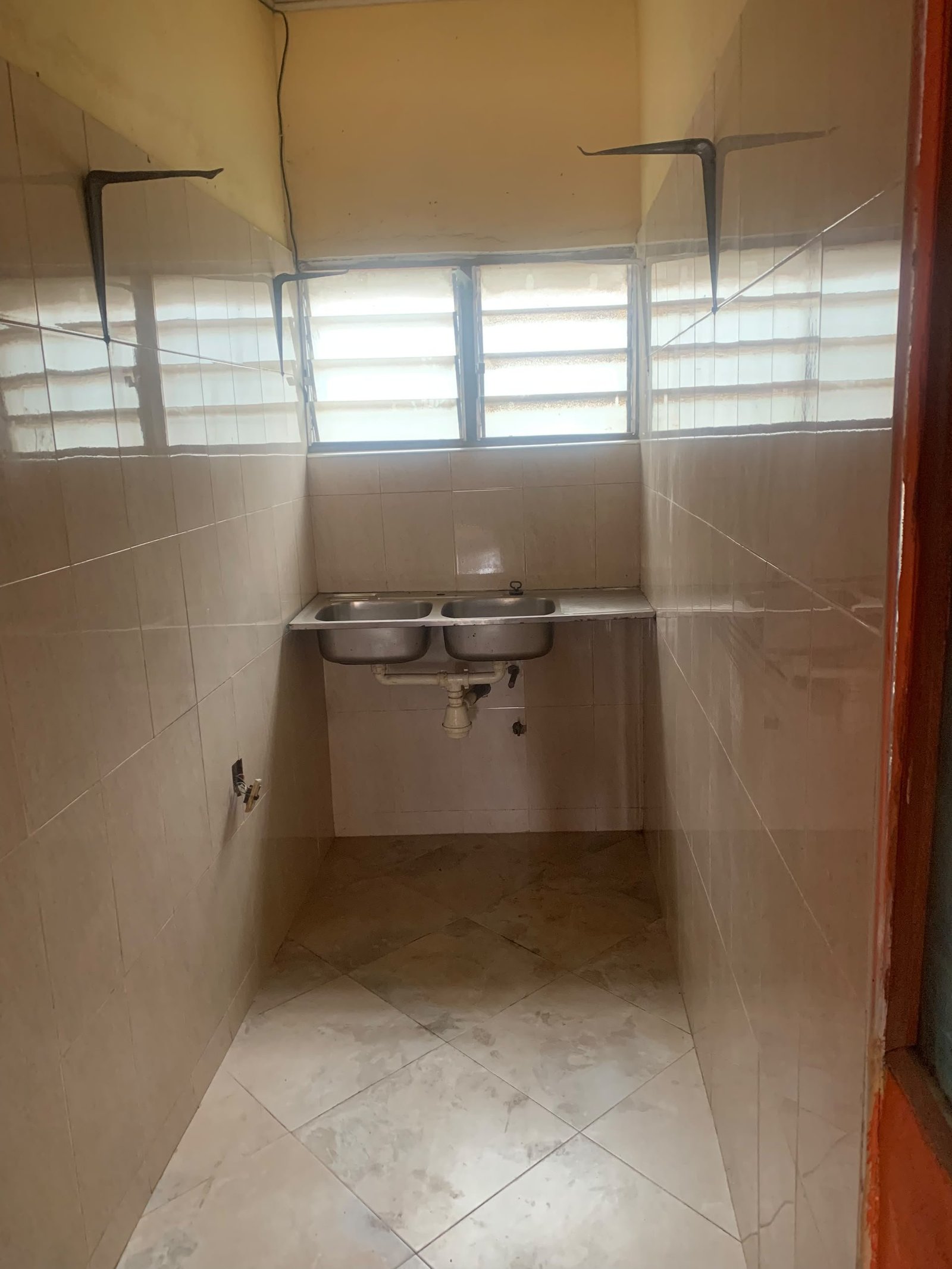 Chamber and Hall in Accra, Taifa - Mr adjei — image 5
