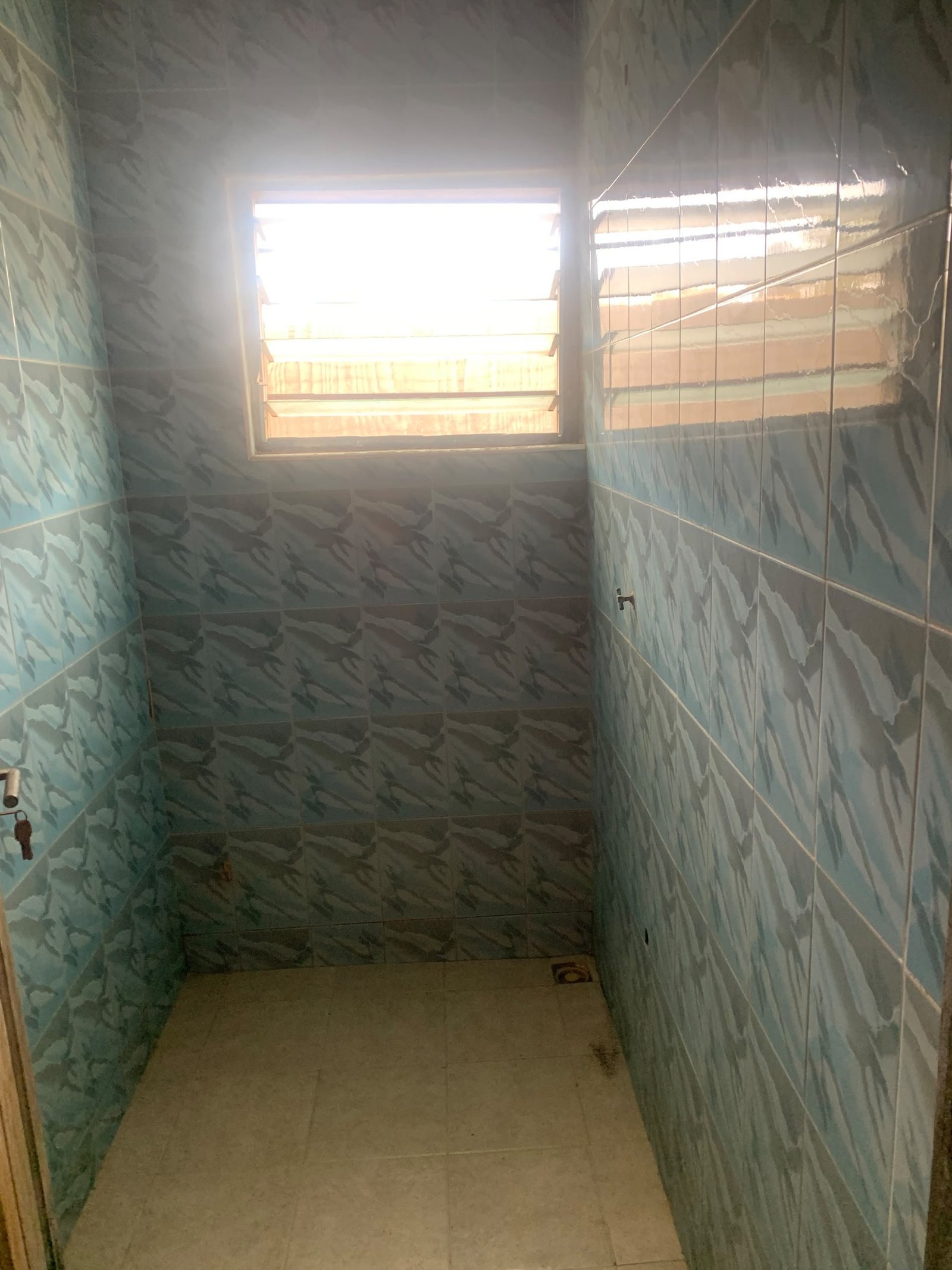Chamber and Hall in Accra, Taifa - Mr adjei — image 8